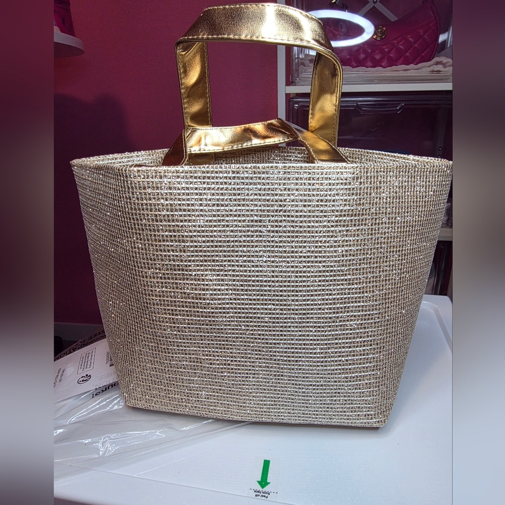 NEW Dior Parfums 2025 Gold Tote Bag! - Picture 6 of 14